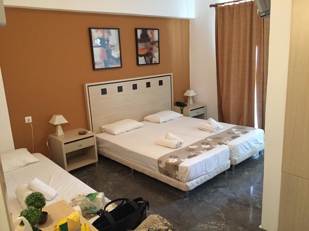 Nancy Hotel Hersonissos  Quarto foto